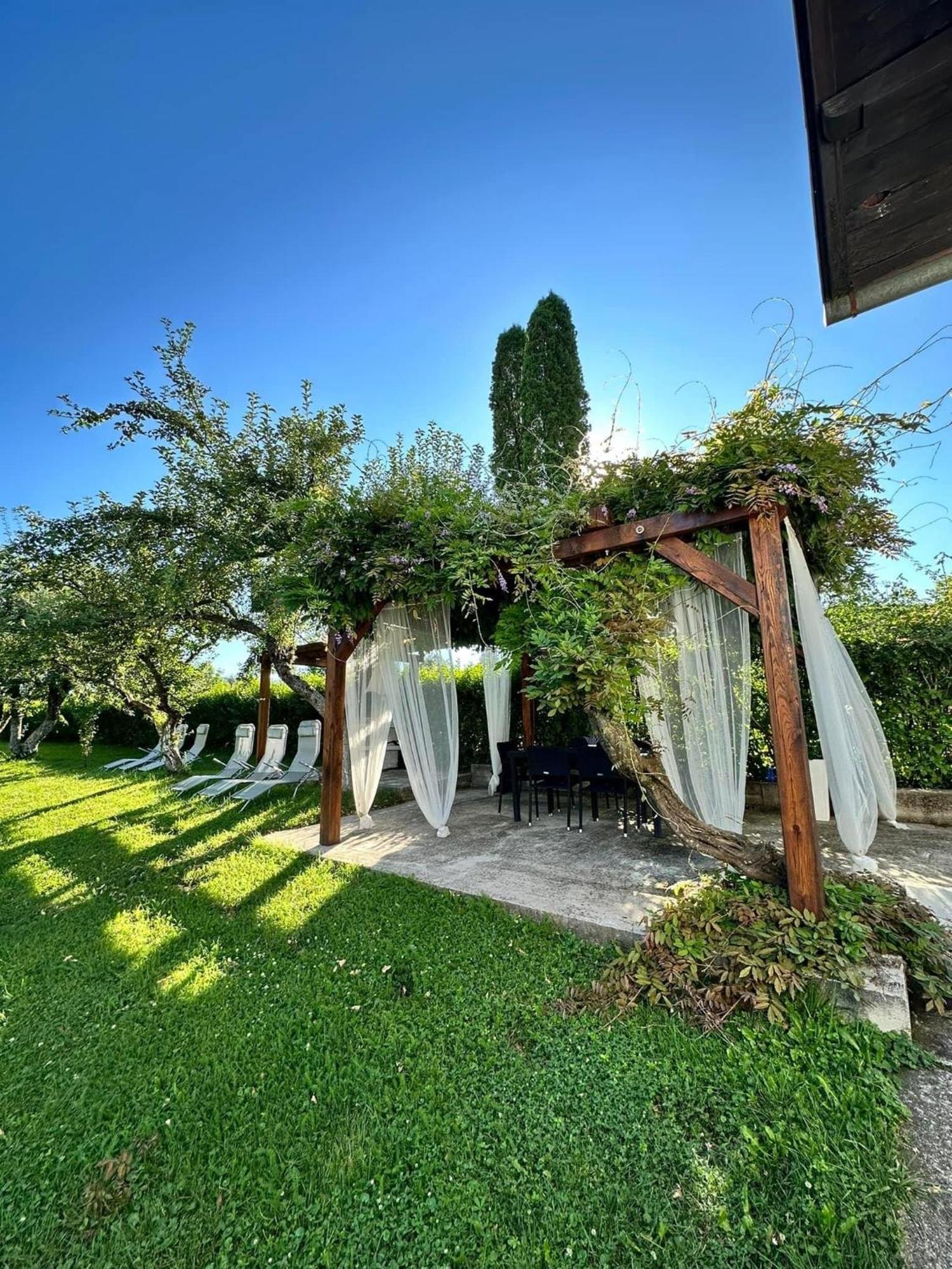 House Wisteria Villa Rakovica Ngoại thất bức ảnh